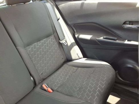 Used 2024 Nissan Kicks SV FWD image 18
