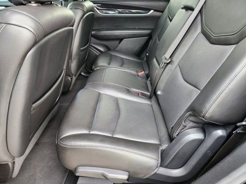 Used 2022 Cadillac XT6 Premium Luxury AWD/4WD image 29
