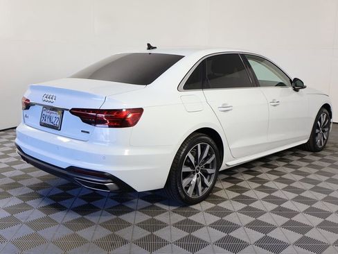 Used 2022 Audi A4 2.0T Premium w/ Convenience Package image 4