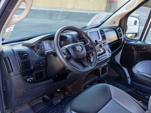 Used 2023 RAM ProMaster 2500 image 19