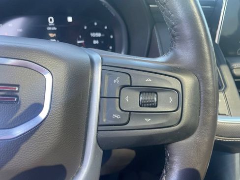 Used 2023 GMC Yukon SLT AWD/4WD image 18