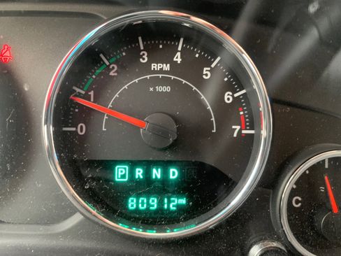 Used 2015 Jeep Wrangler Unlimited Sport image 8