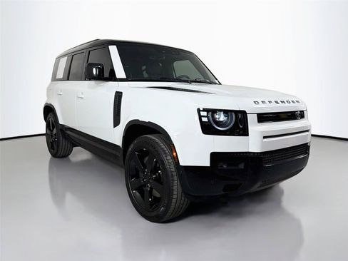 New 2026 Land Rover Defender 110 X-Dynamic SE AWD/4WD image 3