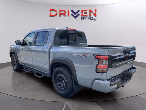 New 2026 Nissan Frontier Pro-X w/ Pro-X Convenience Package image 3