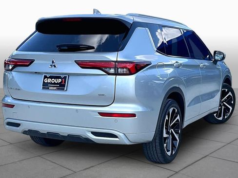 Used 2024 Mitsubishi Outlander SEL FWD image 13