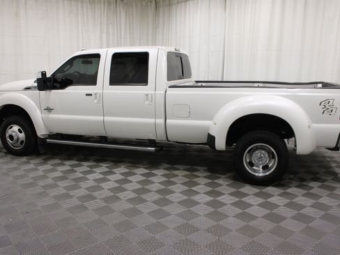 Used 2016 Ford F350 Lariat w/ Lariat Ultimate Package AWD/4WD image 32