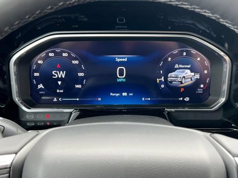 New 2026 Chevrolet Silverado 1500 RST AWD/4WD image 17