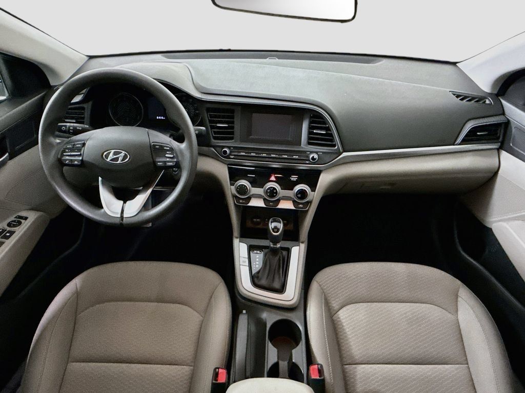 Used 2019 Hyundai Elantra SE FWD image 13