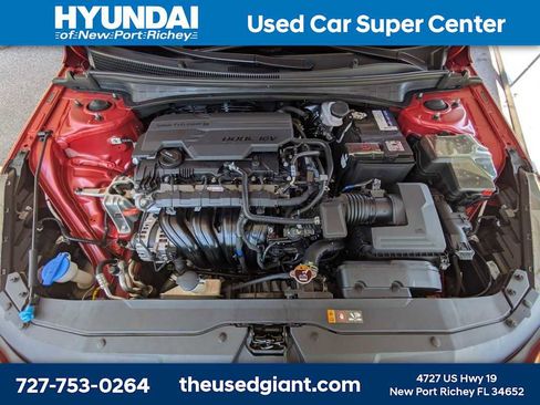 Used 2023 Hyundai Elantra SEL w/ Cargo Package FWD image 12