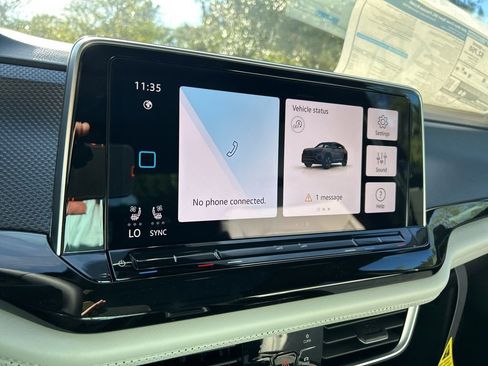 New 2026 Volkswagen Atlas Cross Sport SEL Premium R-Line image 35