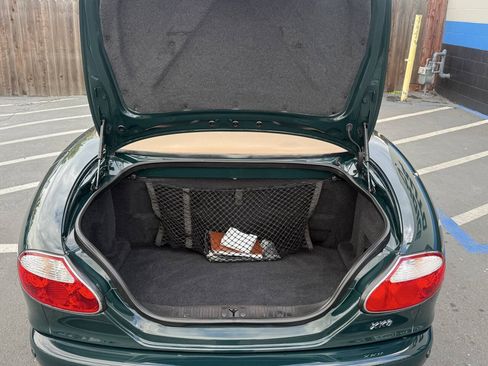 Used 2001 Jaguar XK8 Convertible RWD image 11