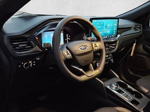 New 2026 Ford Escape ST-Line w/ Tech Pack #1 image 4