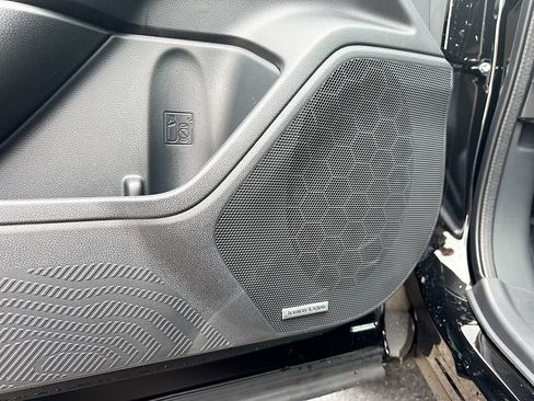 New 2026 Subaru Forester Touring AWD/4WD image 17