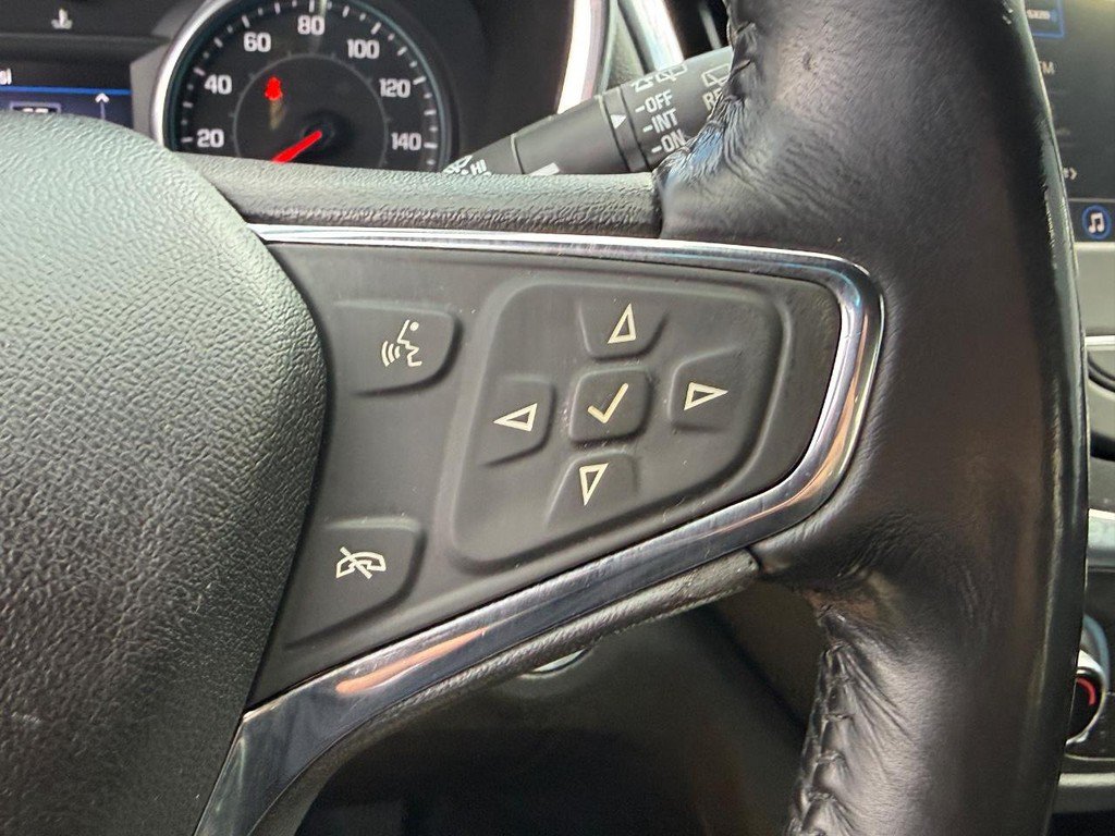 Used 2019 Chevrolet Equinox LT FWD image 18
