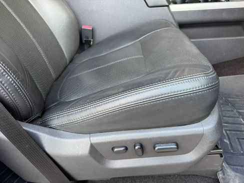 Used 2014 Ford F250 Platinum w/ FX4 Off-Road Package image 27