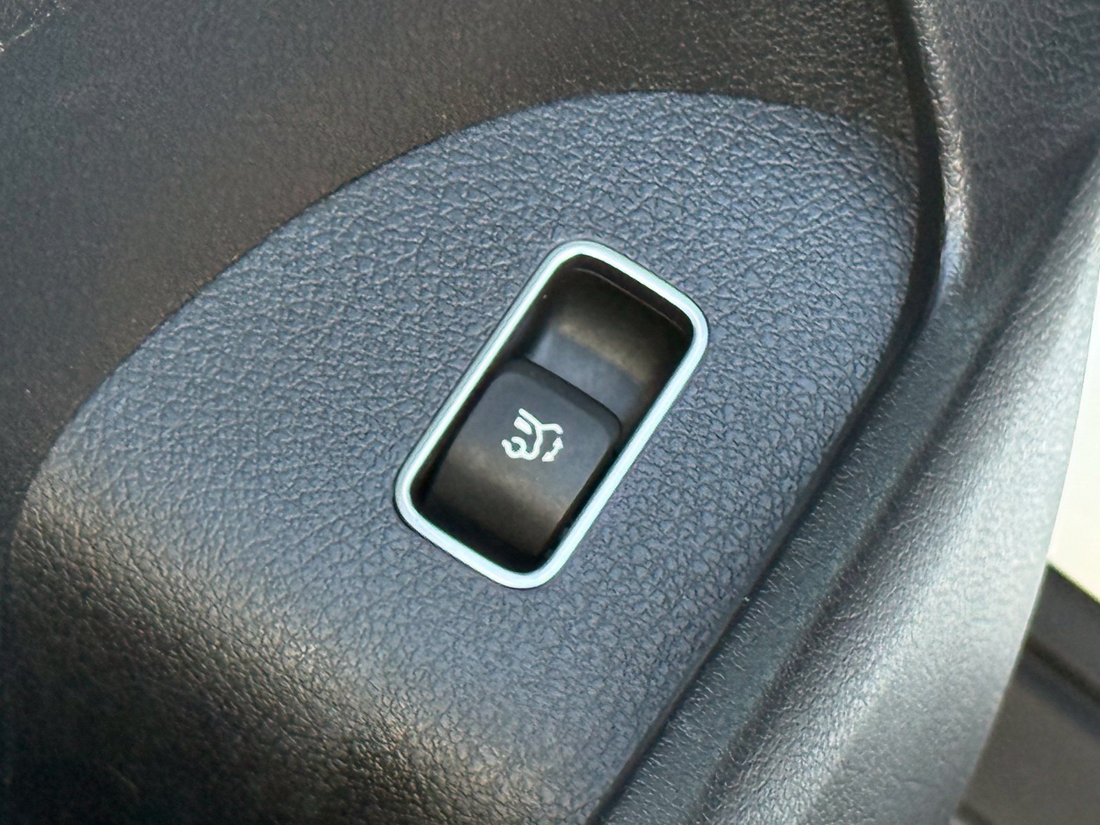 Used 2021 Mercedes-Benz GLS 450 4MATIC image 14