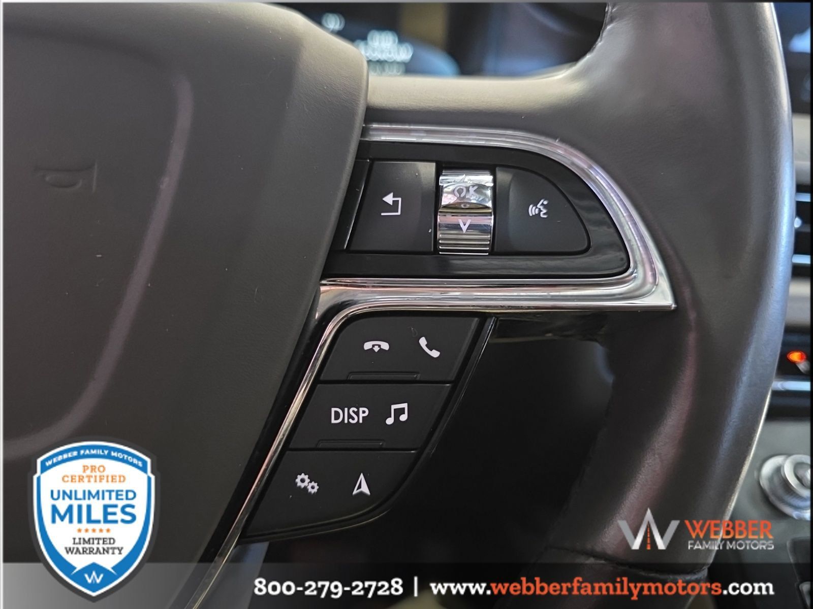 Used 2023 Lincoln Nautilus Reserve w/ Luxury Package AWD/4WD image 28