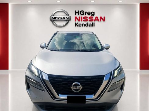Used 2021 Nissan Rogue SV FWD image 5