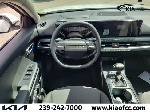 New 2026 Kia K4 FWD image 15