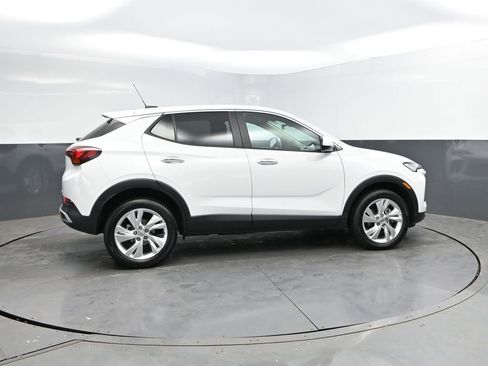 Used 2025 Buick Encore GX Preferred AWD/4WD image 10