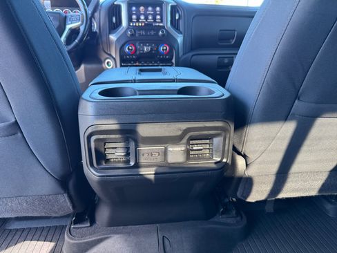 Used 2020 Chevrolet Silverado 1500 RST image 32