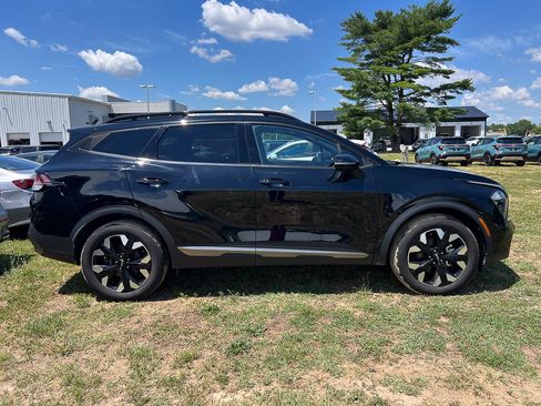 Used 2023 Kia Sportage X-Line w/ X-Line Premium Package AWD/4WD image 5