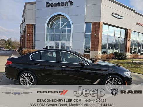 Used 2018 BMW 530i xDrive w/ Premium Package image 1