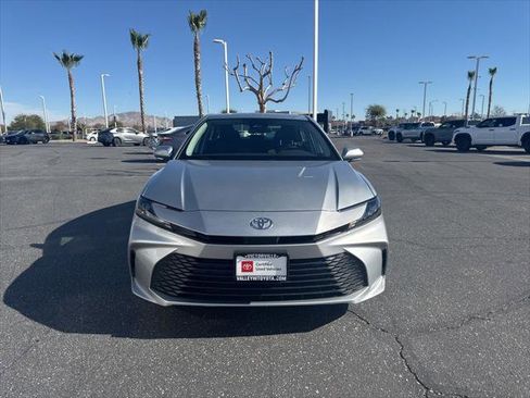 Certified 2025 Toyota Camry LE image 3