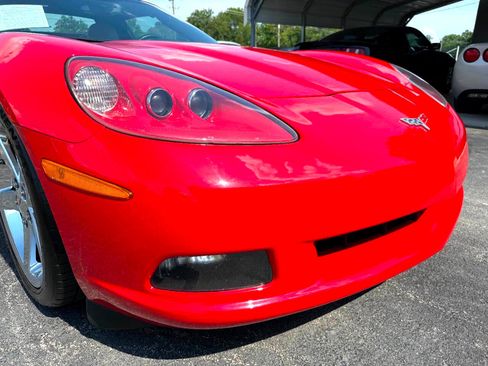 Used 2007 Chevrolet Corvette Convertible w/ Preferred Equipment Group image 13