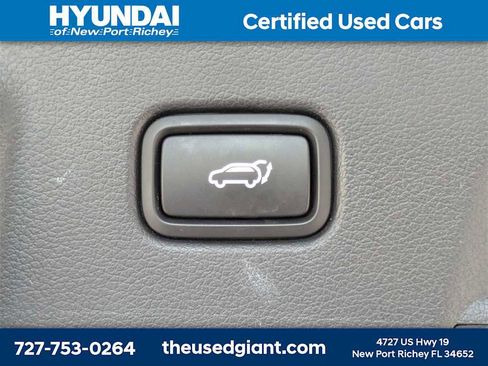 Used 2022 Hyundai Palisade Calligraphy image 13