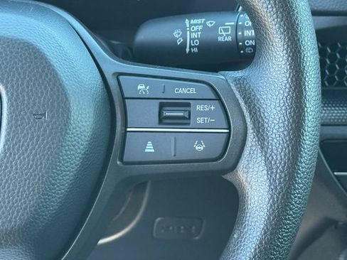 Used 2025 Honda CR-V LX image 22