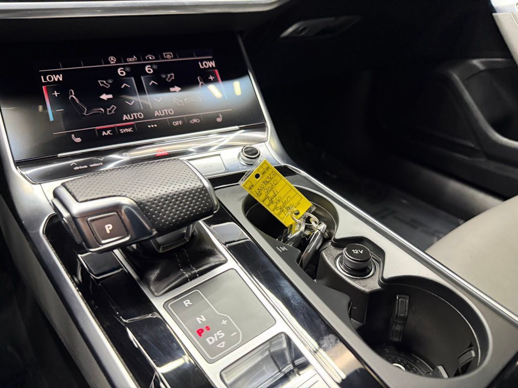 Used 2020 Audi S6 Premium Plus w/ S Sport Package AWD/4WD image 26