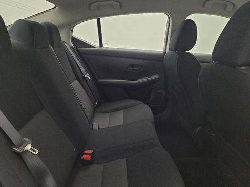 Used 2024 Nissan Sentra SV FWD image 19