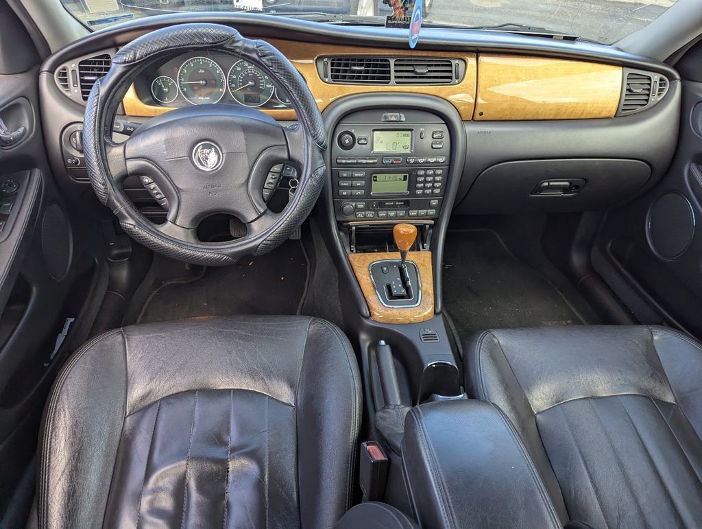 Used 2002 Jaguar X-TYPE 2.5 AWD/4WD image 26