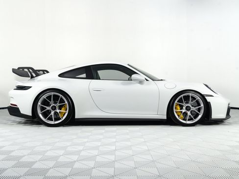 Used 2024 Porsche 911 GT3 image 8