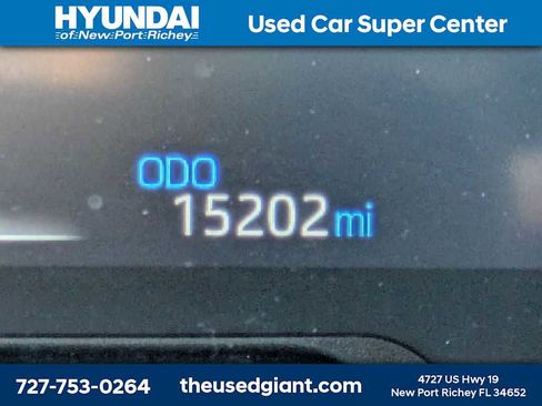 Used 2024 Toyota RAV4 XLE w/ Convenience Package image 13