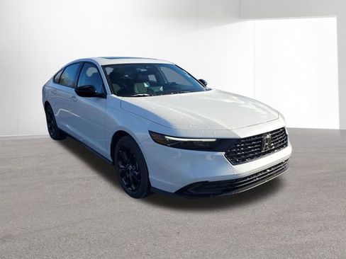 New 2025 Honda Accord SE image 12