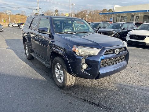 Used 2019 Toyota 4Runner SR5 image 1