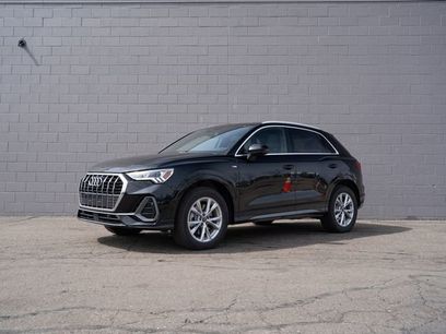Certified 2025 Audi Q3 2.0T Premium w/ Convenience Package
