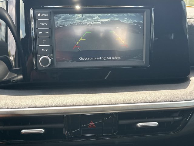 Used 2025 Nissan Kicks S w/ Charging Package FWD image 14