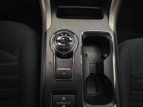 Used 2020 Ford Fusion SE image 26