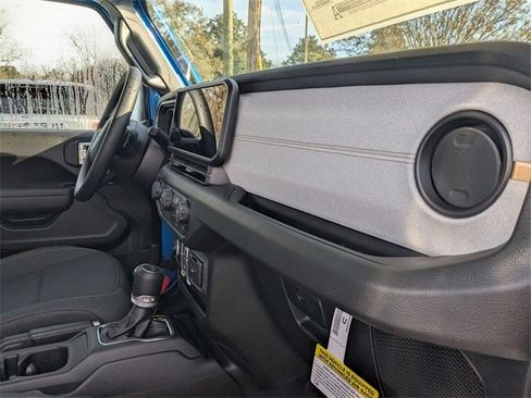 New 2026 Jeep Gladiator Sport image 33