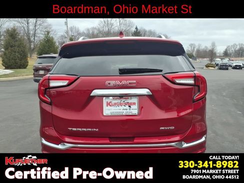 Used 2024 GMC Terrain Denali w/ Denali Premium Package AWD/4WD image 4