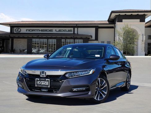 Used 2019 Honda Accord Touring image 1