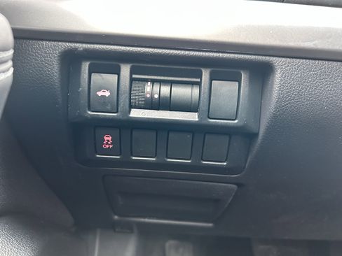 Used 2016 Subaru Legacy 2.5i Premium image 18