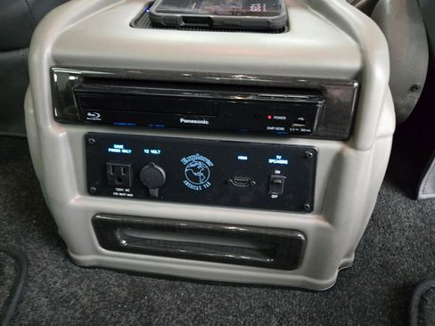 New 2025 GMC Savana 2500 w/ Driver Convenience Package image 34