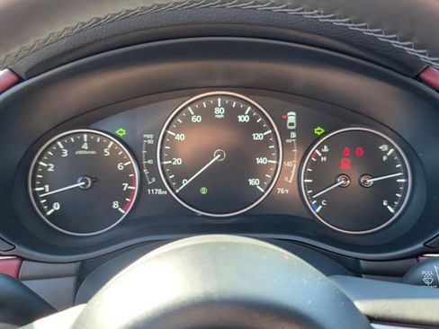 Certified 2025 MAZDA MAZDA3 2.5 S Hatchback w/ Premium Pkg image 18