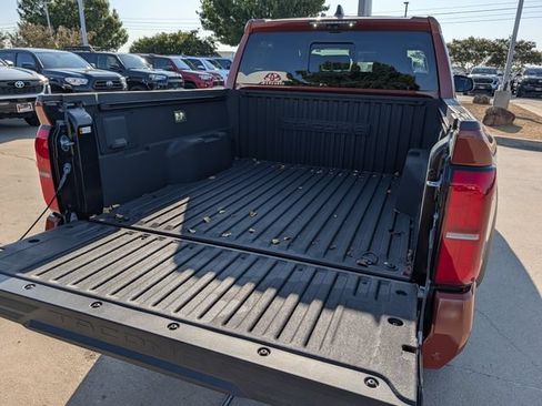 Certified 2025 Toyota Tacoma TRD Off-Road w/ TRD Off Road Premium Package AWD/4WD image 30