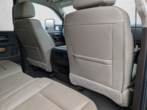 Used 2019 Chevrolet Silverado 2500 LTZ w/ Duramax Plus Package image 30