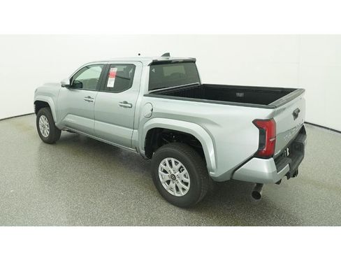New 2026 Toyota Tacoma SR5 image 5